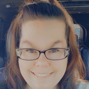 Meet your Posher, Carrie